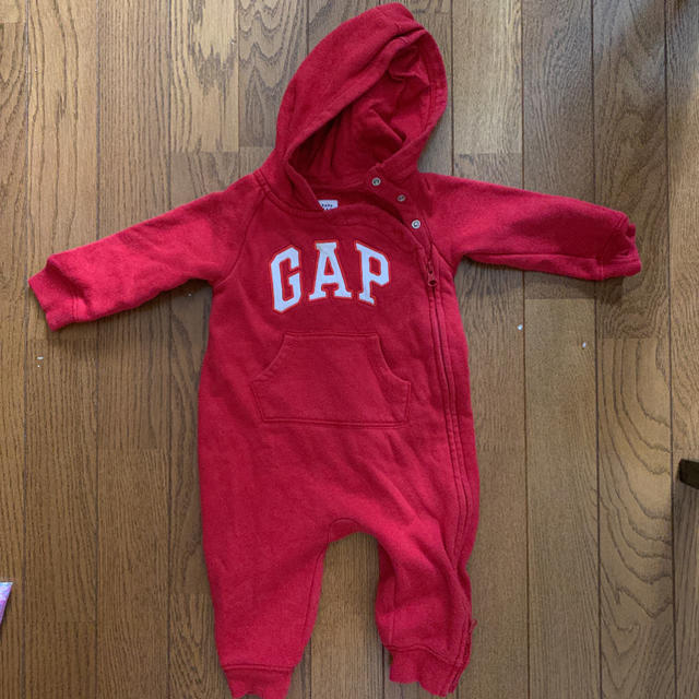 GAP(ギャップ)のベビーロンパース6から12ヶ月用 キッズ/ベビー/マタニティのベビー服(~85cm)(ロンパース)の商品写真