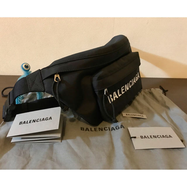 Balenciaga(バレンシアガ)の【新品 20SS 人気】Balenciaga ウィール ベルトパック メンズのバッグ(ウエストポーチ)の商品写真