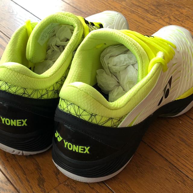 YONEX(ヨネックス)の未使用品27.5cm ヨネックス パワークッション フュージョンレブ2 スポーツ/アウトドアのテニス(シューズ)の商品写真