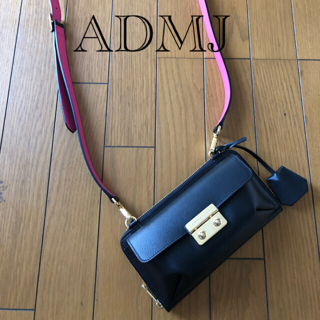 【美品】ADMJ モーツァルト アウトポケットアクセント ショルダーバッグ