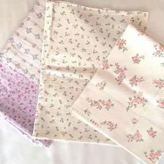 花柄のハギレ生地セット  (CHECK&STRIPEなど)(生地/糸)