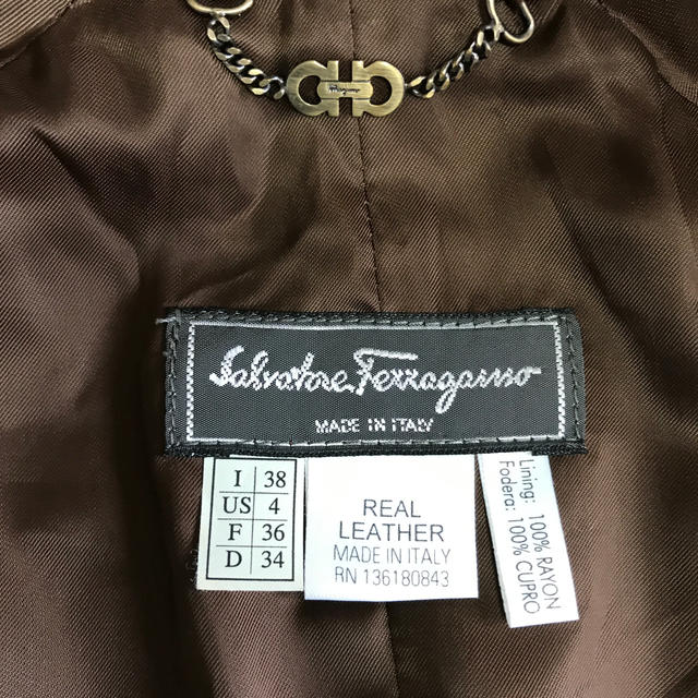 Salvatore Ferragamo(サルヴァトーレフェラガモ)のSalvatore Ferragamo ライダース レディースのジャケット/アウター(ライダースジャケット)の商品写真