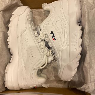 フィラ(FILA)のFILAディスラプター2フィラ　(スニーカー)