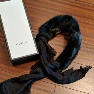 グッチ(Gucci)のSHIHO様専用★GUCCI　ファーマフラー(マフラー/ショール)