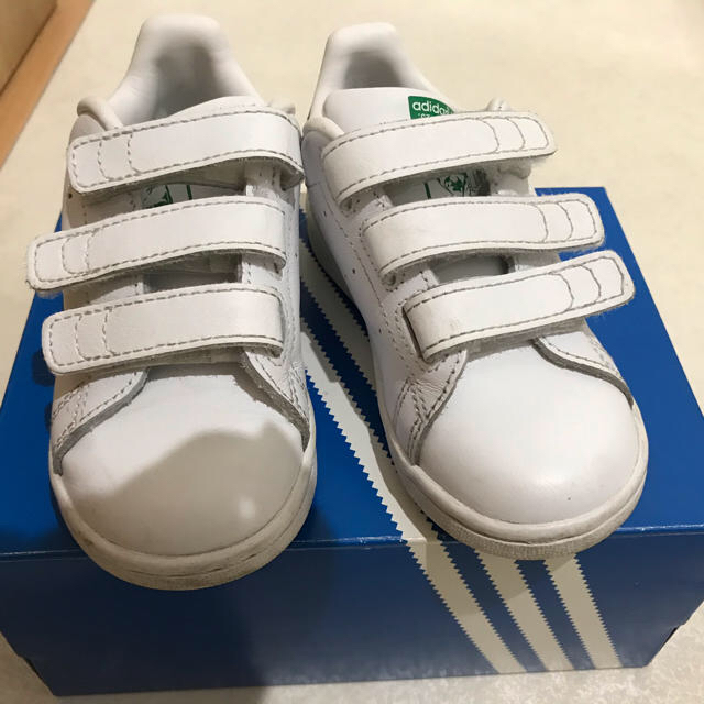 adidas(アディダス)のadidas STAN SMITH 14.5㌢ キッズ/ベビー/マタニティのキッズ靴/シューズ(15cm~)(スニーカー)の商品写真