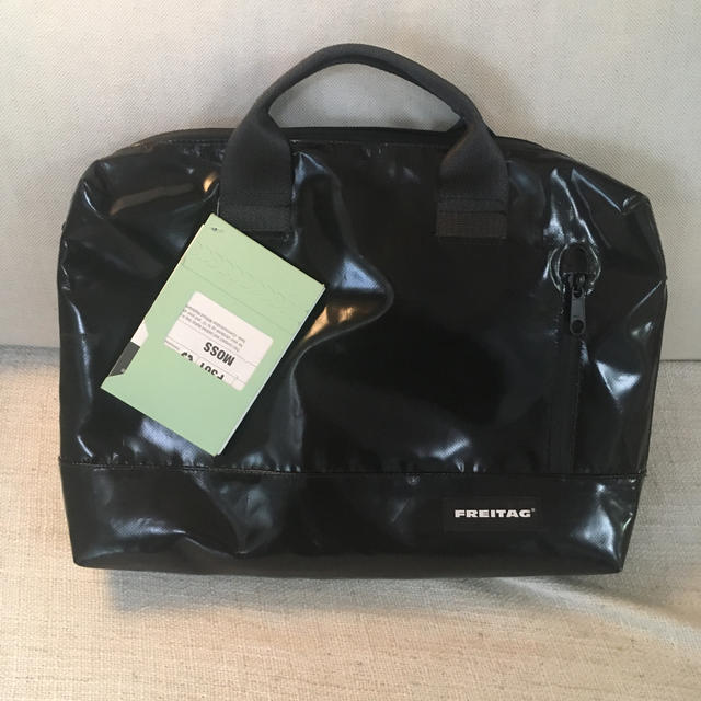 有名な高級ブランド FREITAG オールブラック BAG LAPTOP MOSS F301