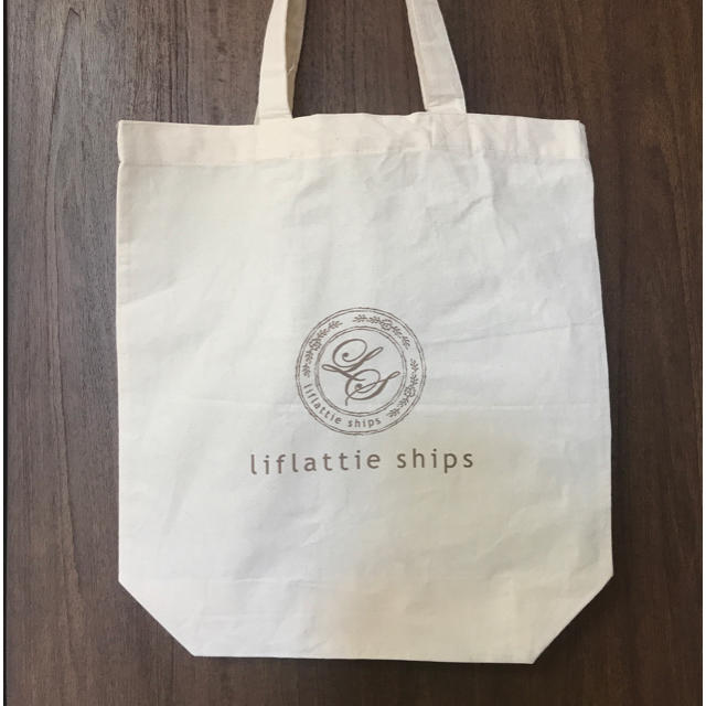 liflattie ships(リフラッティシップス)の【新品】liflattie ships エコバッグ　 レディースのバッグ(エコバッグ)の商品写真