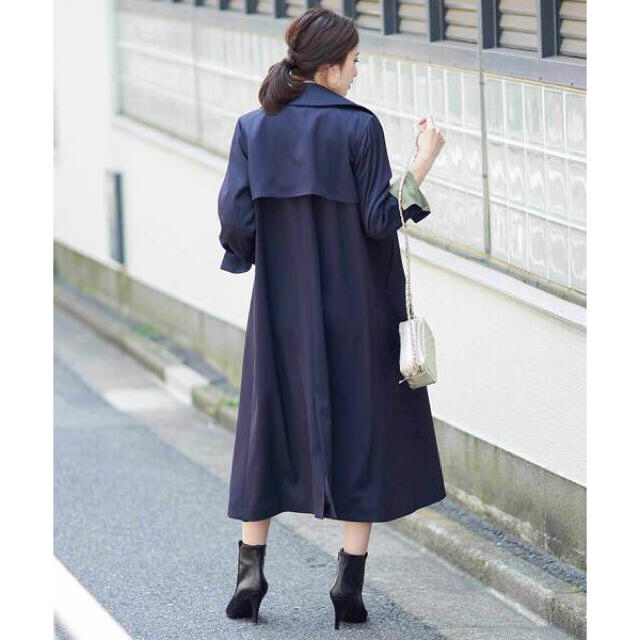 Loungedress(ラウンジドレス)の【美品】Loungedress トレンチコート レディースのジャケット/アウター(トレンチコート)の商品写真