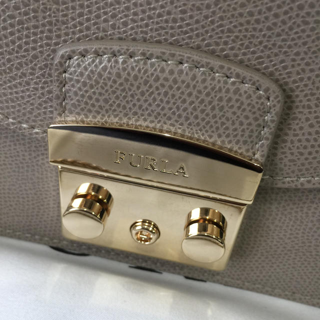 Furla(フルラ)のフルラ  メトロポリス SABBIA レディースのバッグ(ショルダーバッグ)の商品写真