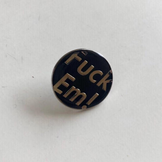 supreme SCHOTT ジャケット FUCK EM ピンバッチ PIN