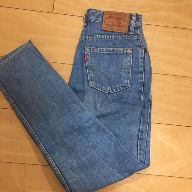 Levi's(リーバイス)のLevis ジンーズ　美品 レディースのパンツ(デニム/ジーンズ)の商品写真