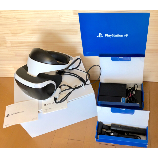 PlayStation VR(プレイステーションヴィーアール)のプレステ4 VR CUHJ-16001  PS4 カメラ同梱 エンタメ/ホビーのゲームソフト/ゲーム機本体(その他)の商品写真