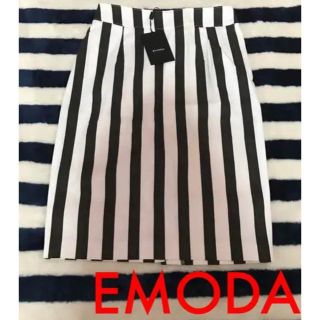 エモダ(EMODA)の【新品】EMODA スカート ボーダー　Sサイズ(ひざ丈スカート)