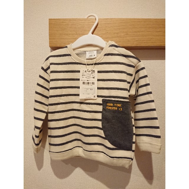 ZARA KIDS(ザラキッズ)のZARA KIDS ボーダートレーナー 80 キッズ/ベビー/マタニティのベビー服(~85cm)(トレーナー)の商品写真