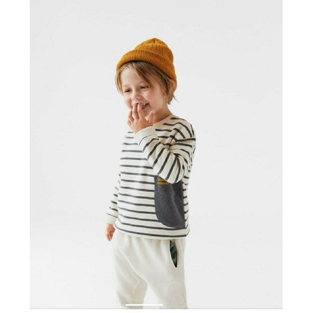 ZARA KIDS(ザラキッズ)のZARA KIDS ボーダートレーナー 80 キッズ/ベビー/マタニティのベビー服(~85cm)(トレーナー)の商品写真