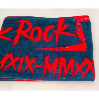 ワンオクロック(ONE OK ROCK)のワンオクロック マフラータオルRED 1度使用品(ミュージシャン)