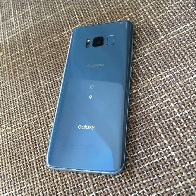 SAMSUNG(サムスン)のGalaxy S8 Blue 64 GB docomo スマホ/家電/カメラのスマートフォン/携帯電話(スマートフォン本体)の商品写真