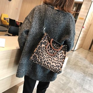 ザラ(ZARA)の★レオパード バッグ★ ライトブラウン LB(ショルダーバッグ)