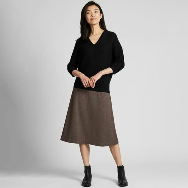 UNIQLO(ユニクロ)のUNIQLO ジャカードフレアミディスカート ブラウン XL レディースのスカート(ロングスカート)の商品写真