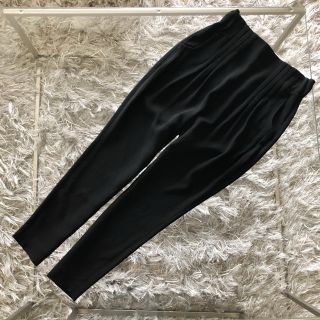 マメ(mame)のmame テーパードパンツ ¥37,800(クロップドパンツ)