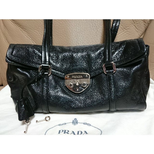 PRADA(プラダ)の専用です‼️お値下げ‼️プラダバック レディースのバッグ(ショルダーバッグ)の商品写真