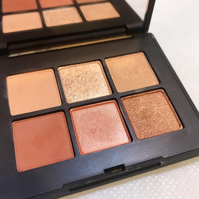 NARS - NARS ヴォワヤジュールアイシャドーパレット 1193の通販 by り ...