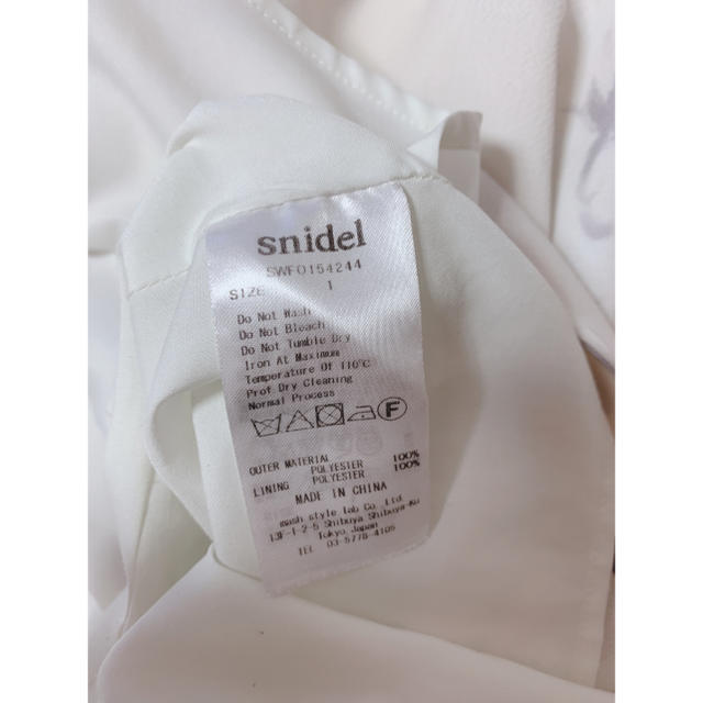 SNIDEL(スナイデル)のsnidel 花柄ワンピース レディースのワンピース(ひざ丈ワンピース)の商品写真