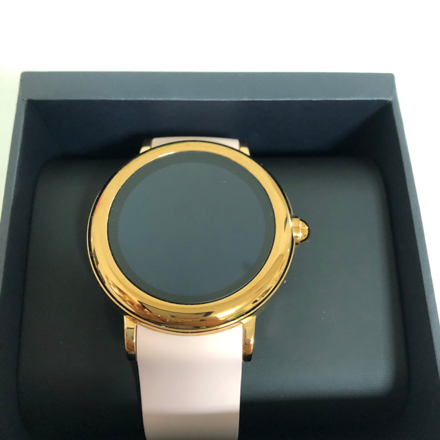 最新作低価 MARC JACOBS - MARC JACOBS スマートウォッチの通販 by MAY's shop|マークジェイコブスならラクマ 人気得価
