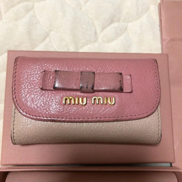 miumiu(ミュウミュウ)のMIU MIUキーケース レディースのファッション小物(キーケース)の商品写真