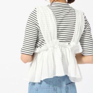 ローリーズファーム(LOWRYS FARM)の【最終値下げ】【美品】LOWRYS FARM~フリルビスチェ~(カットソー(半袖/袖なし))