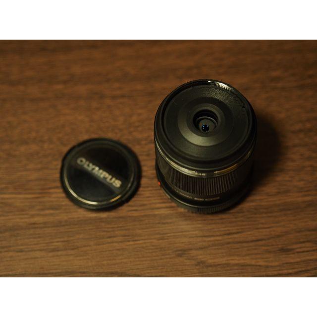 OLYMPUS(オリンパス)のM.ZUIKO 30mm F3.5 Macro スマホ/家電/カメラのカメラ(レンズ(単焦点))の商品写真