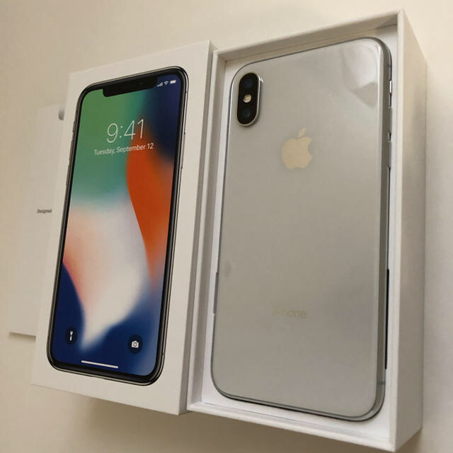 iPhone X Silver 64 GB SIMフリー