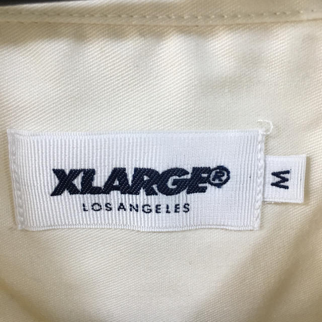 XLARGE(エクストララージ)のX-LARGE エクストララージ  ジップシャツ 白 オフホワイト メンズのトップス(シャツ)の商品写真