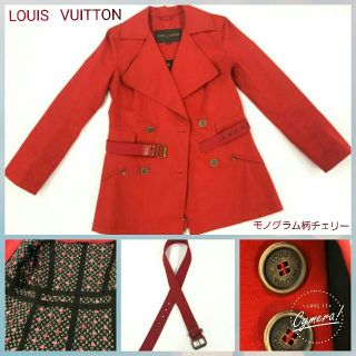 ルイヴィトン(LOUIS VUITTON)のヴィトン35万円レディースレッドコート☆ベルト付きクビレ高級品ロゴ有り大人気 (トレンチコート)