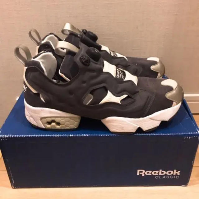 Reebok(リーボック)の【週末値下げ】美品　リーボック　ポンプフューリー　24㎝ レディースの靴/シューズ(スニーカー)の商品写真