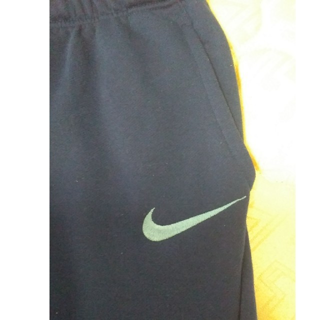 NIKE(ナイキ)のNIKE ナイキ スウェットパンツ M キッズ/ベビー/マタニティのキッズ服男の子用(90cm~)(パンツ/スパッツ)の商品写真