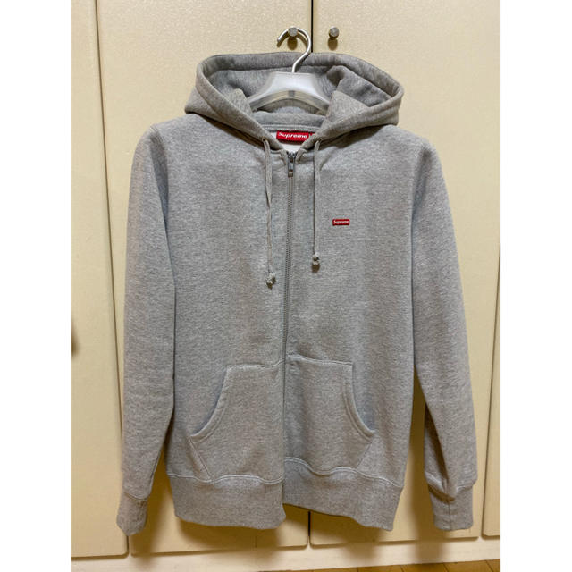 Sサイズ　Supreme small box logo hoodieメンズ