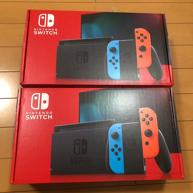 Nintendo Switch(ニンテンドースイッチ)のNintendo Switch ニンテンドー　スイッチ　新型　2台セット エンタメ/ホビーのゲームソフト/ゲーム機本体(家庭用ゲーム機本体)の商品写真