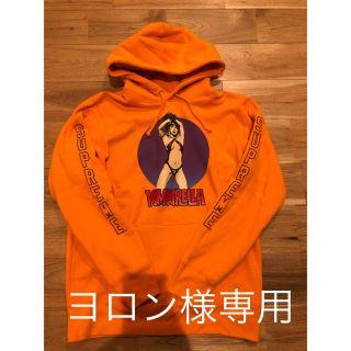 シュプリーム(Supreme)の supreme パーカー vampirella ヴァンピレラ  Mサイズ(パーカー)