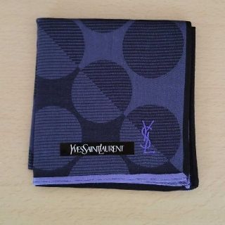 イヴサンローランボーテ(Yves Saint Laurent Beaute)のハンカチ（イヴ・サンローラン）(ハンカチ/ポケットチーフ)