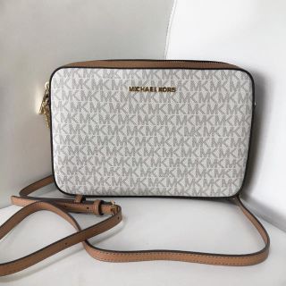 マイケルコース(Michael Kors)の⭐️新作JET SET ITEM LG EW CROSSBODYショルダーバッグ(トートバッグ)