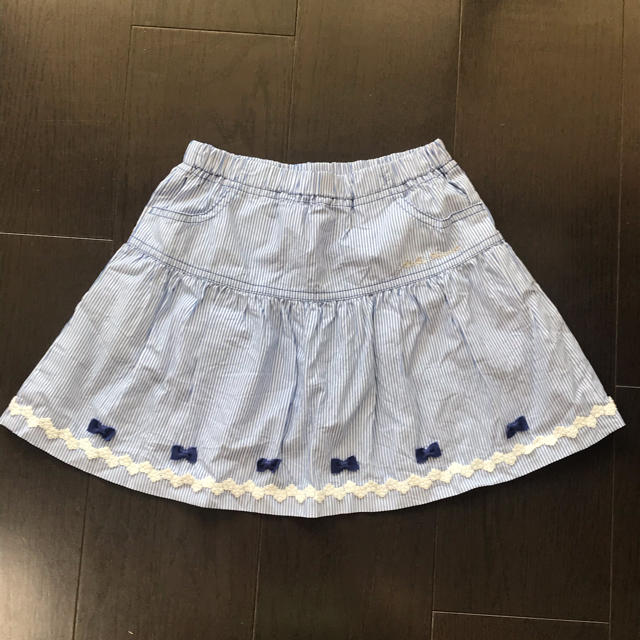 mikihouse(ミキハウス)の♡美品♡ミキハウス  夏物スカート  レース＆リボン　女の子　M キッズ/ベビー/マタニティのキッズ服女の子用(90cm~)(スカート)の商品写真