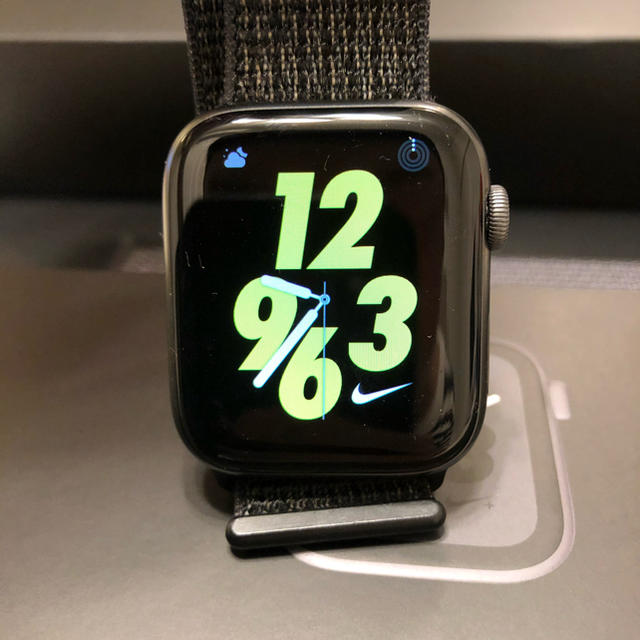 Apple Watch(アップルウォッチ)のApple Watch Nike+ Series 4 アップルウォッチ ナイキ メンズの時計(腕時計(デジタル))の商品写真