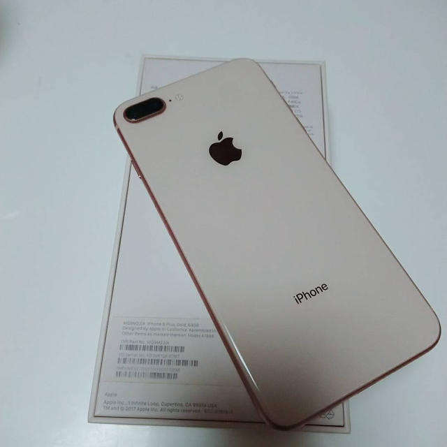 スマートフォン本体iPhone8Plusゴールド64GB