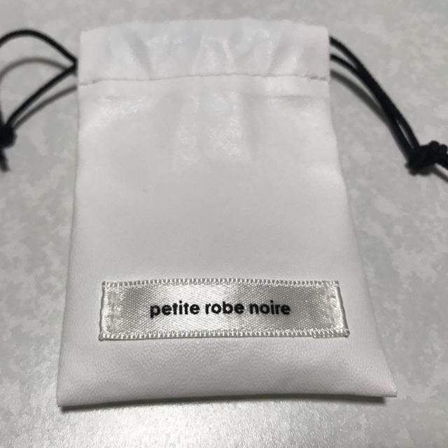 petite robe noire(プティローブノアー)のpetite robe noire ピアス レディースのアクセサリー(ピアス)の商品写真