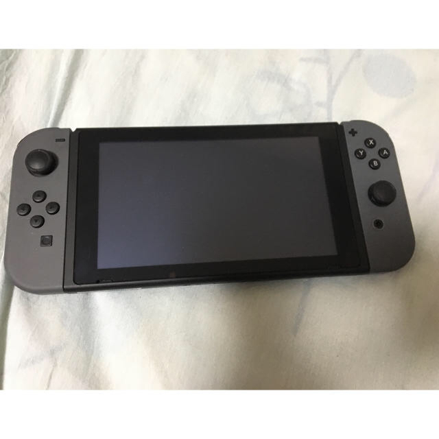 Nintendo Switch(ニンテンドースイッチ)のNintendo Switch Joy-Con(L)/(R) グレー エンタメ/ホビーのゲームソフト/ゲーム機本体(家庭用ゲーム機本体)の商品写真