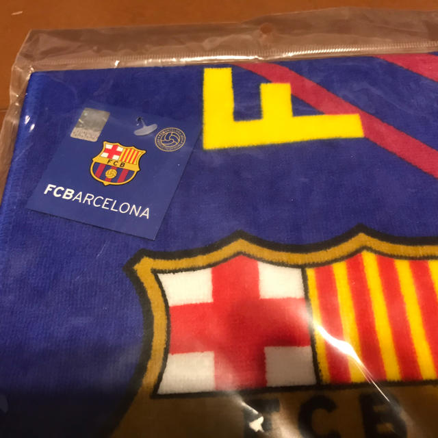 FCバルセロナ　タオルマフラー スポーツ/アウトドアのサッカー/フットサル(応援グッズ)の商品写真