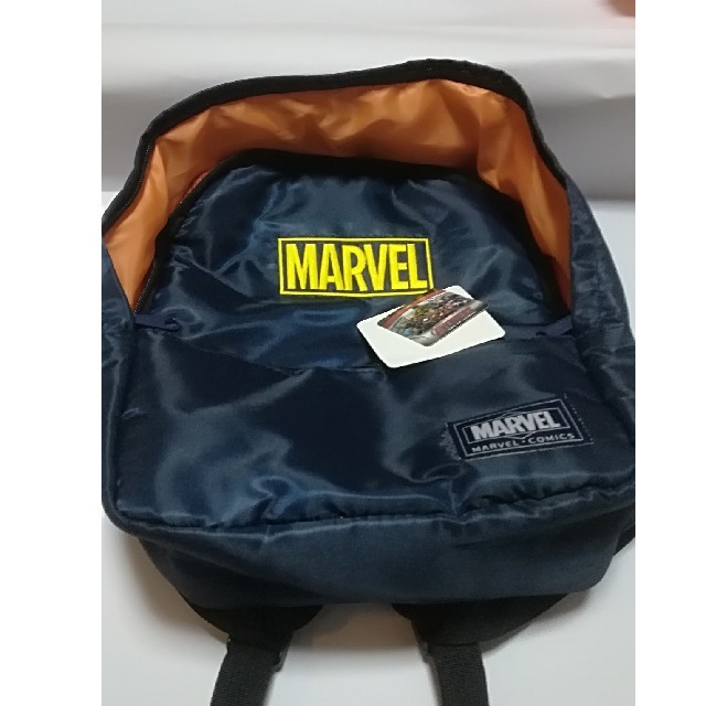 MARVEL(マーベル)のMARVEL　リュック　紺色　アミューズメント限定品 エンタメ/ホビーのおもちゃ/ぬいぐるみ(キャラクターグッズ)の商品写真