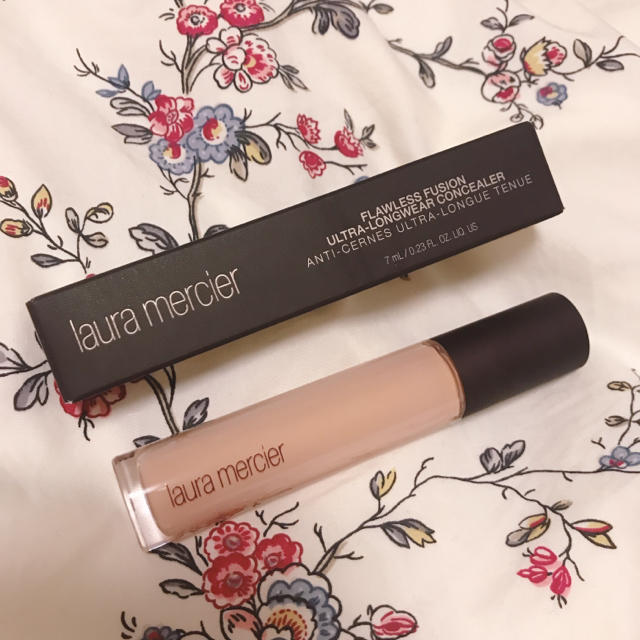 laura mercier(ローラメルシエ)のローラメルシエ コンシーラー コスメ/美容のベースメイク/化粧品(コンシーラー)の商品写真