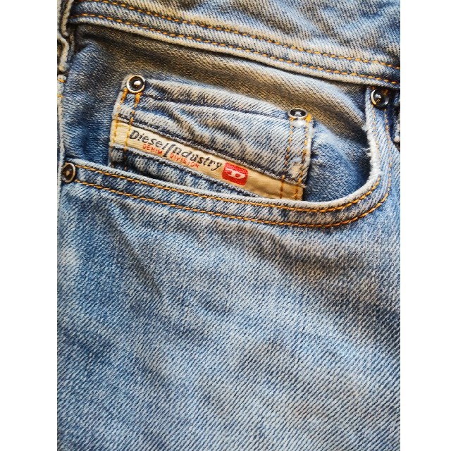 セール】diesel ディーゼル ジーンズ 新しいブランド 9576円 www